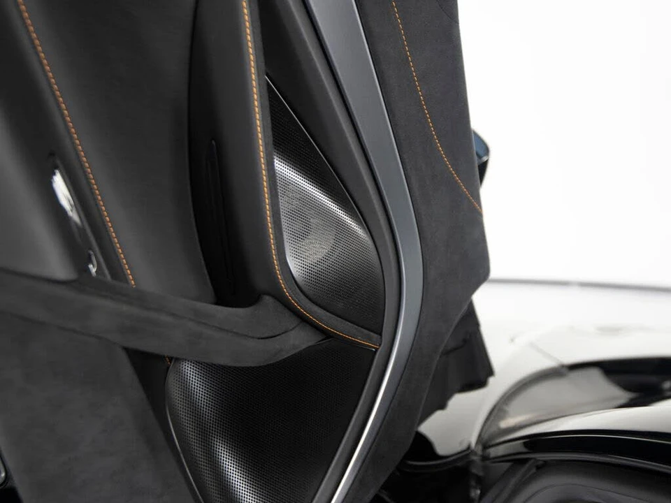 2024 McLaren 750S Spider - Image 13 of 31