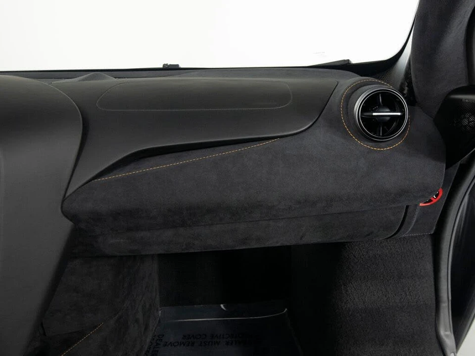 2024 McLaren 750S Spider - Image 30 of 31
