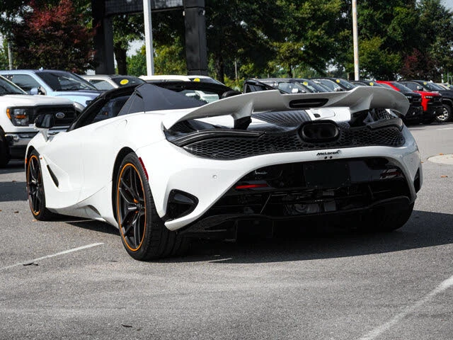 2024 McLaren 750S Spider - Image 9 of 31