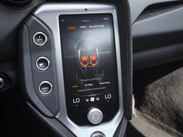 2024 McLaren 750S Spider - Image 25 of 31