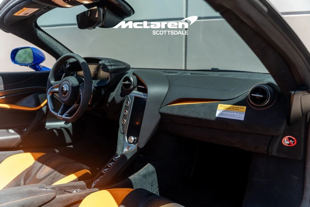 2024 McLaren 750S Spider - Image 17 of 31