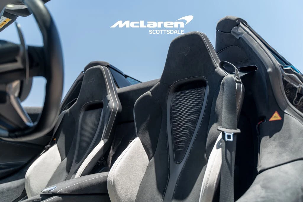 2024 McLaren 750S Spider - Image 11 of 31