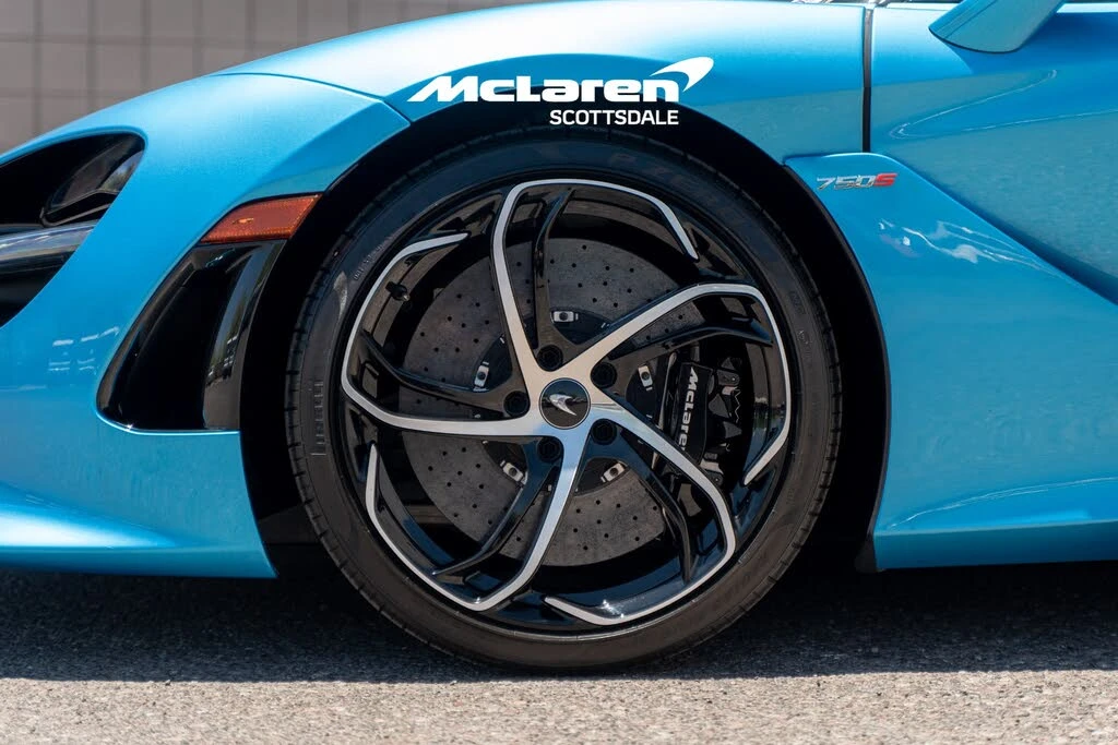2024 McLaren 750S Spider - Image 28 of 31