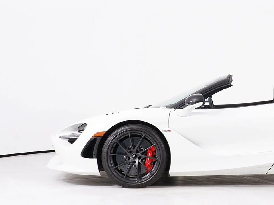 2024 McLaren 750S Spider - Image 15 of 31