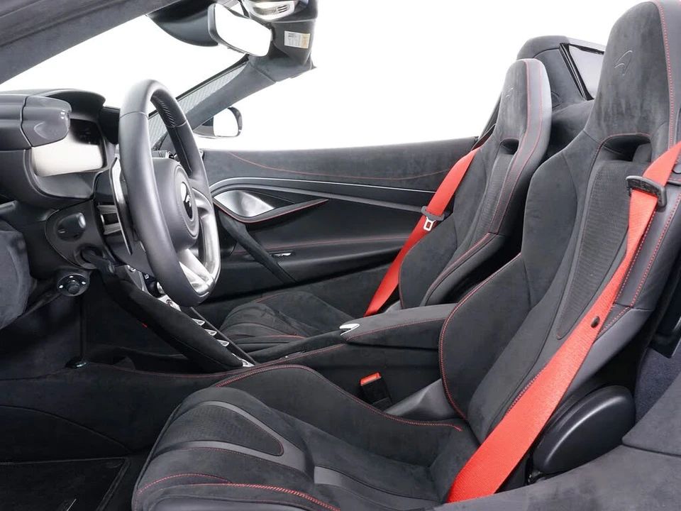 2024 McLaren 750S Spider - Image 5 of 31