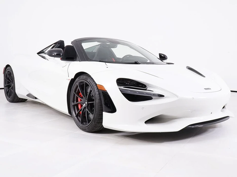 2024 McLaren 750S Spider - Image 18 of 31