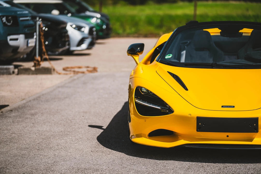 2024 McLaren 750S Spider - Image 15 of 31