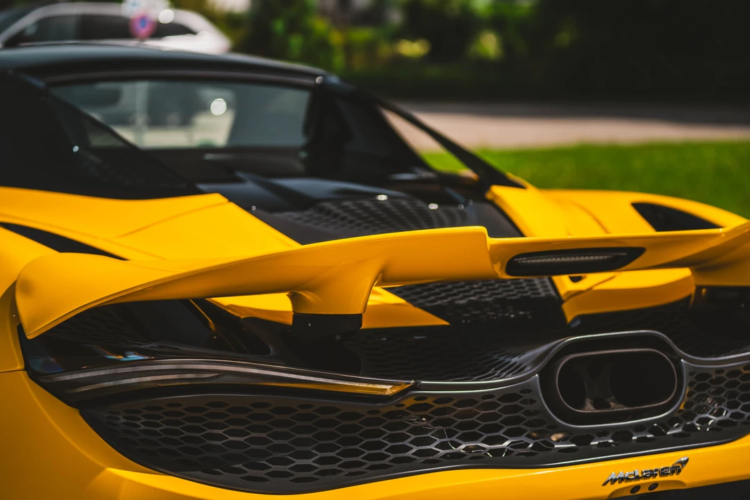 2024 McLaren 750S Spider - Image 28 of 31