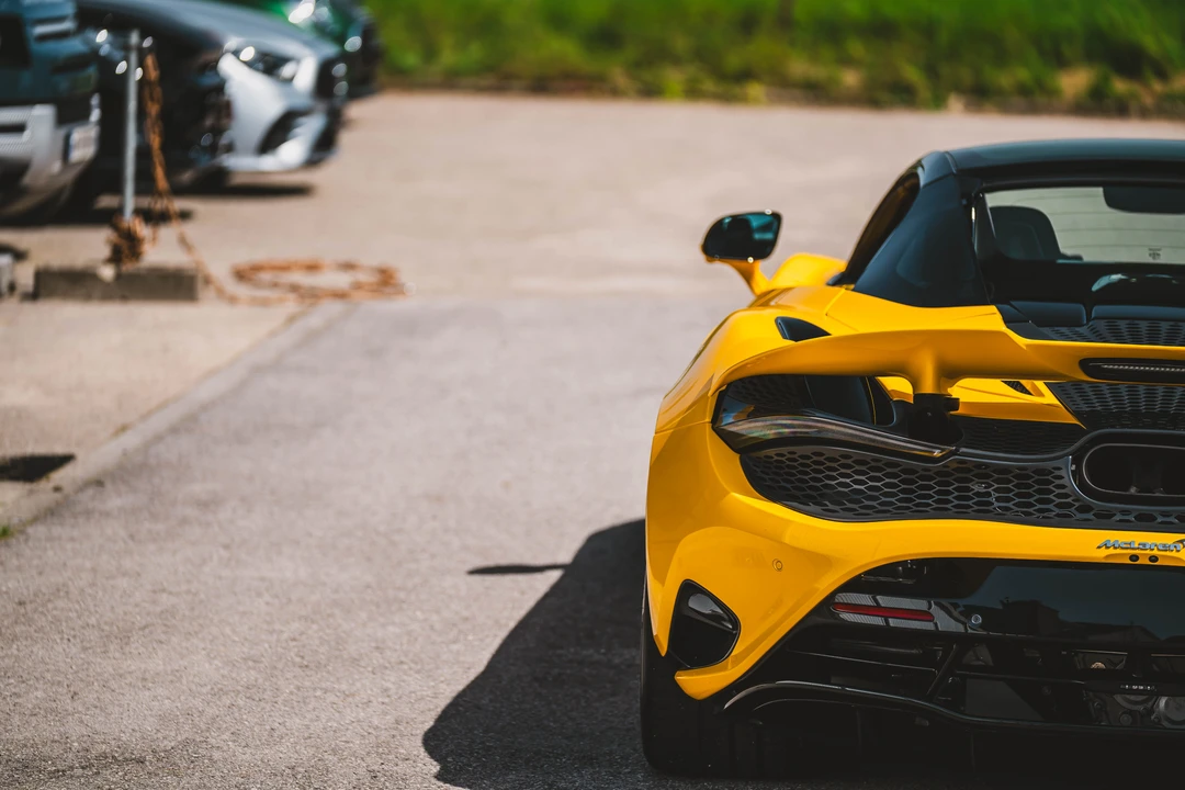 2024 McLaren 750S Spider - Image 24 of 31