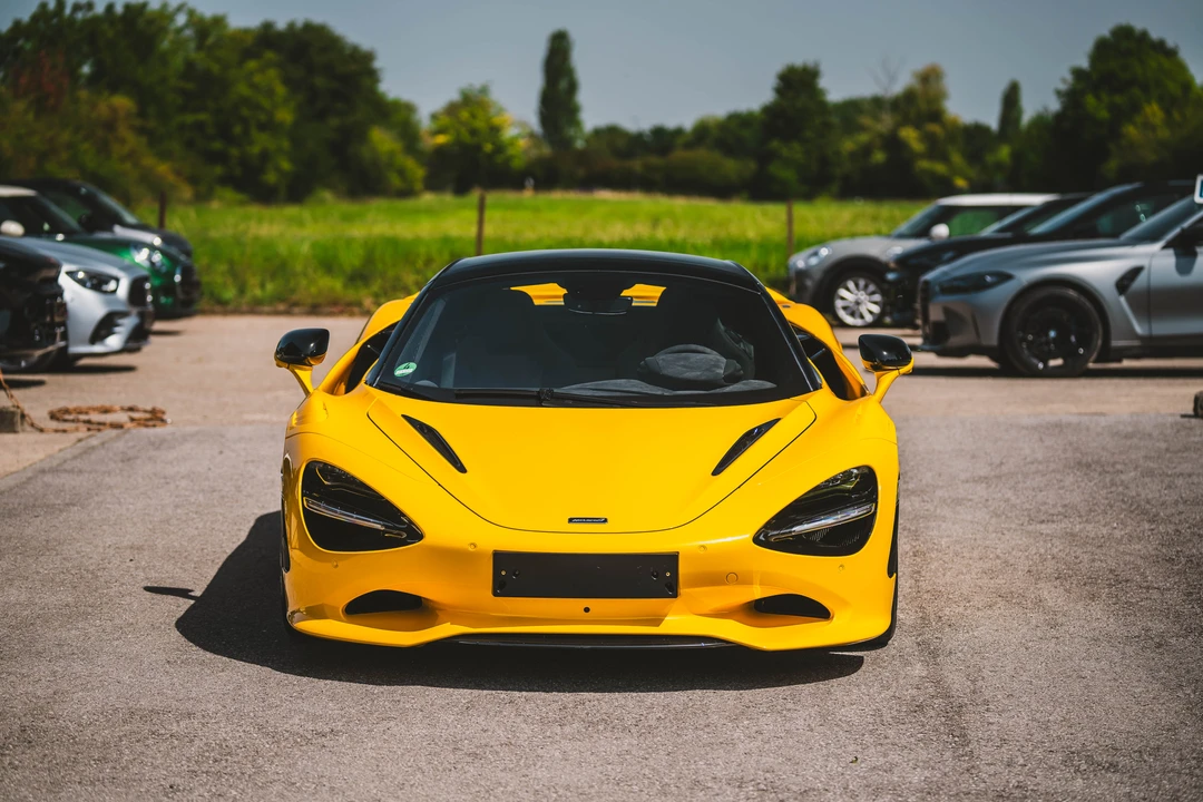 2024 McLaren 750S Spider - Image 10 of 31