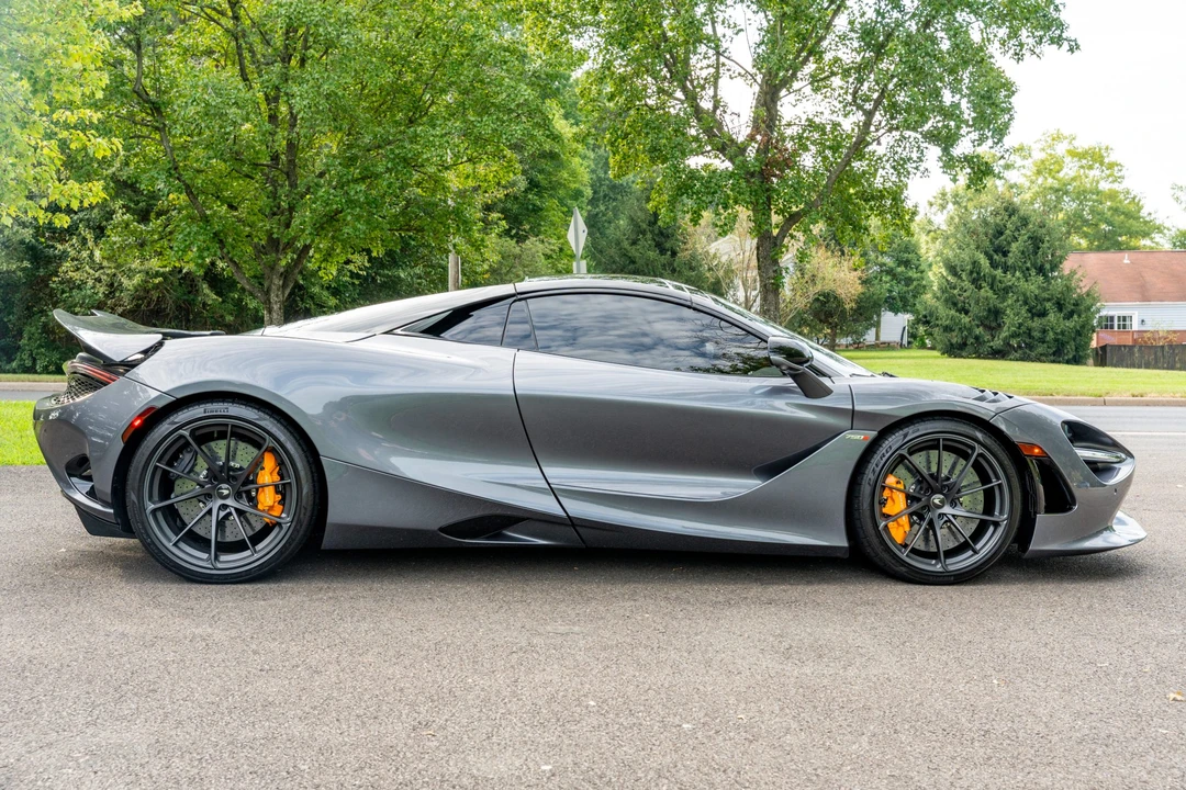 2024 McLaren 750S Spider - Image 12 of 31