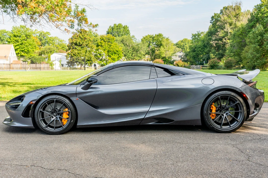2024 McLaren 750S Spider - Image 16 of 31