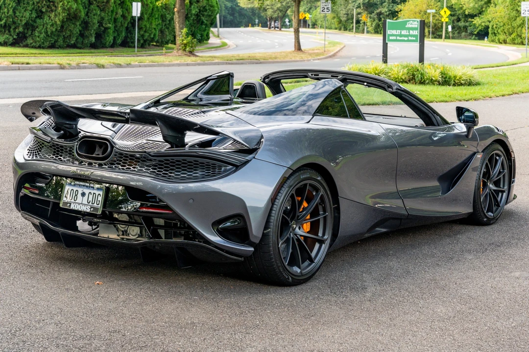 2024 McLaren 750S Spider - Image 5 of 31