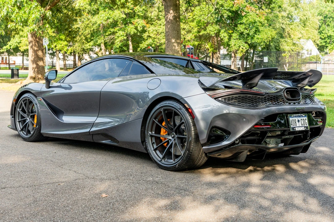 2024 McLaren 750S Spider - Image 15 of 31