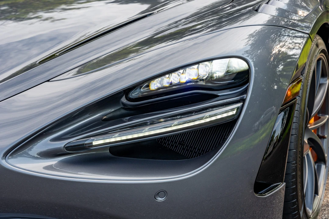 2024 McLaren 750S Spider - Image 21 of 31