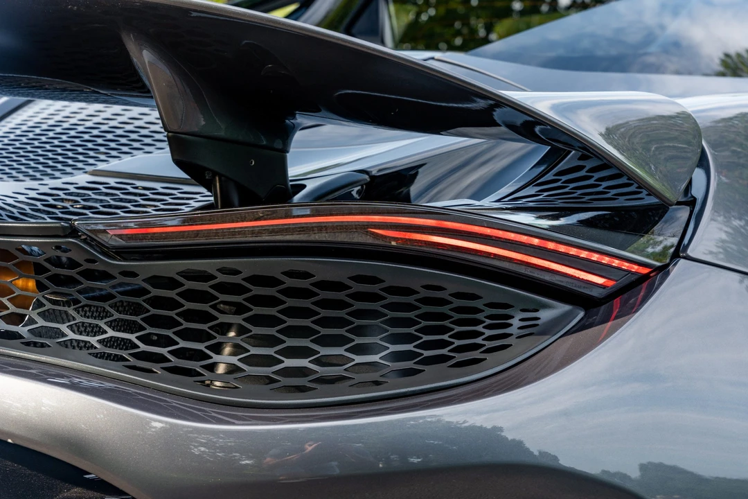2024 McLaren 750S Spider - Image 24 of 31