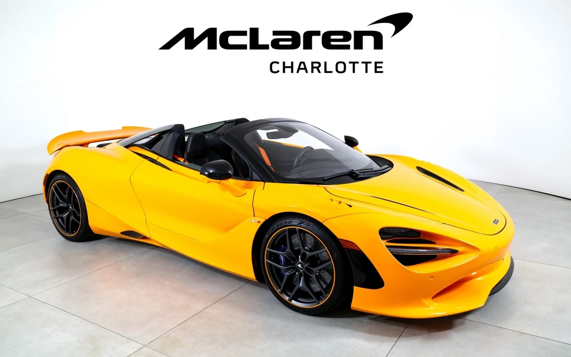 2024 McLaren 750S Spider - Image 2 of 12
