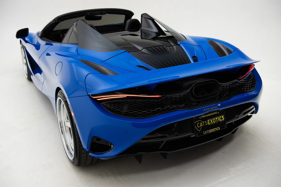 2024 McLaren 750S Spider - Image 11 of 31