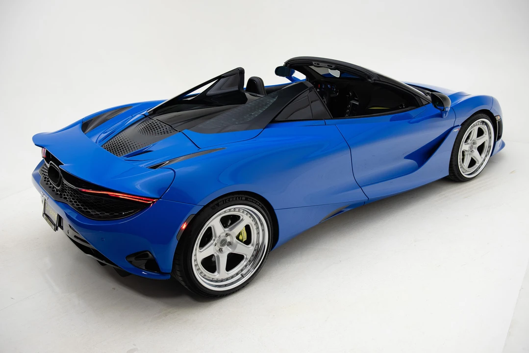 2024 McLaren 750S Spider - Image 3 of 31