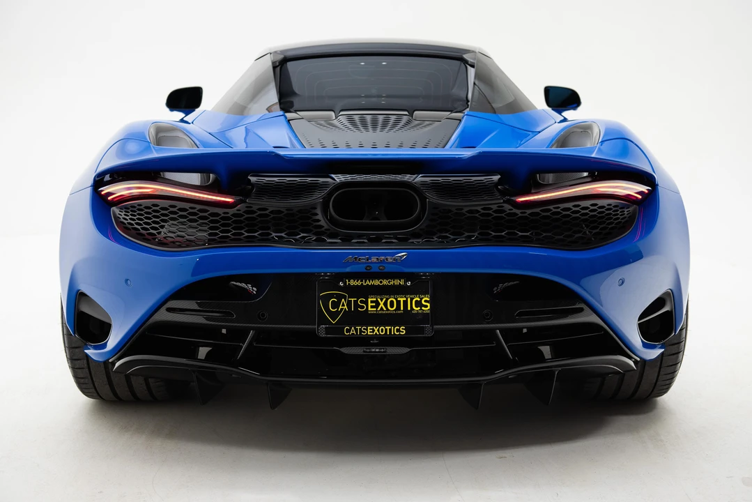 2024 McLaren 750S Spider - Image 5 of 31
