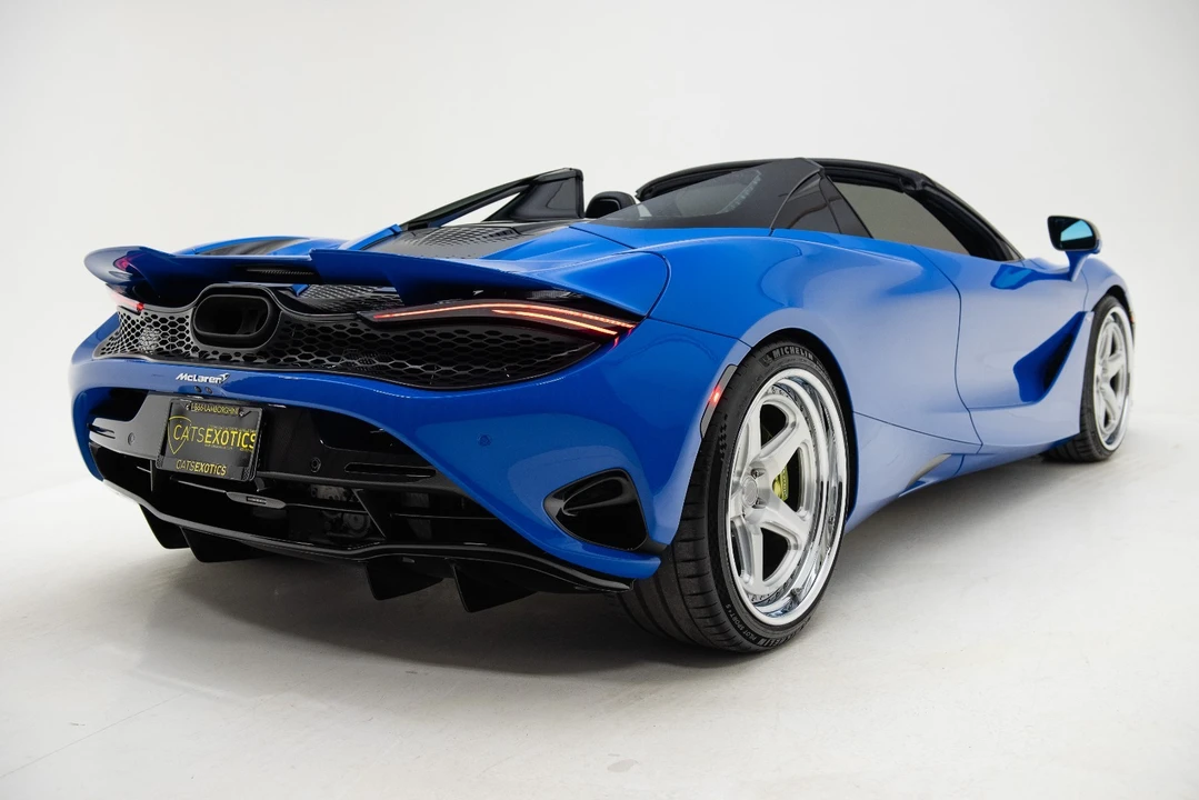 2024 McLaren 750S Spider - Image 11 of 21