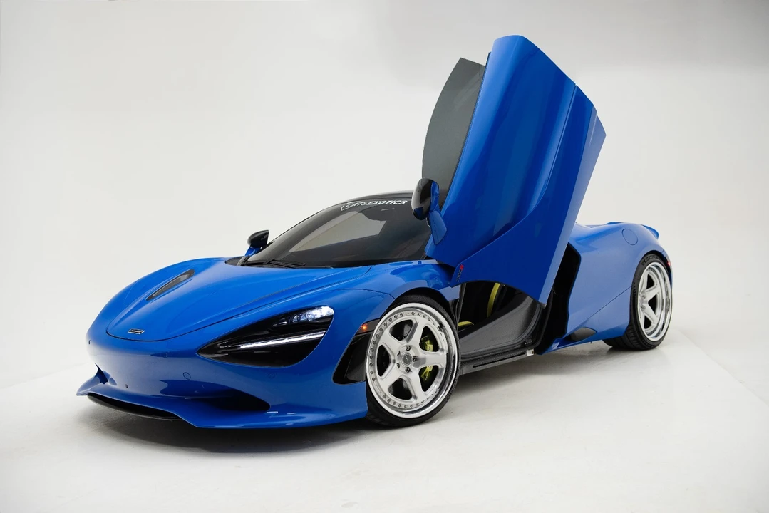 2024 McLaren 750S Spider - Image 2 of 21