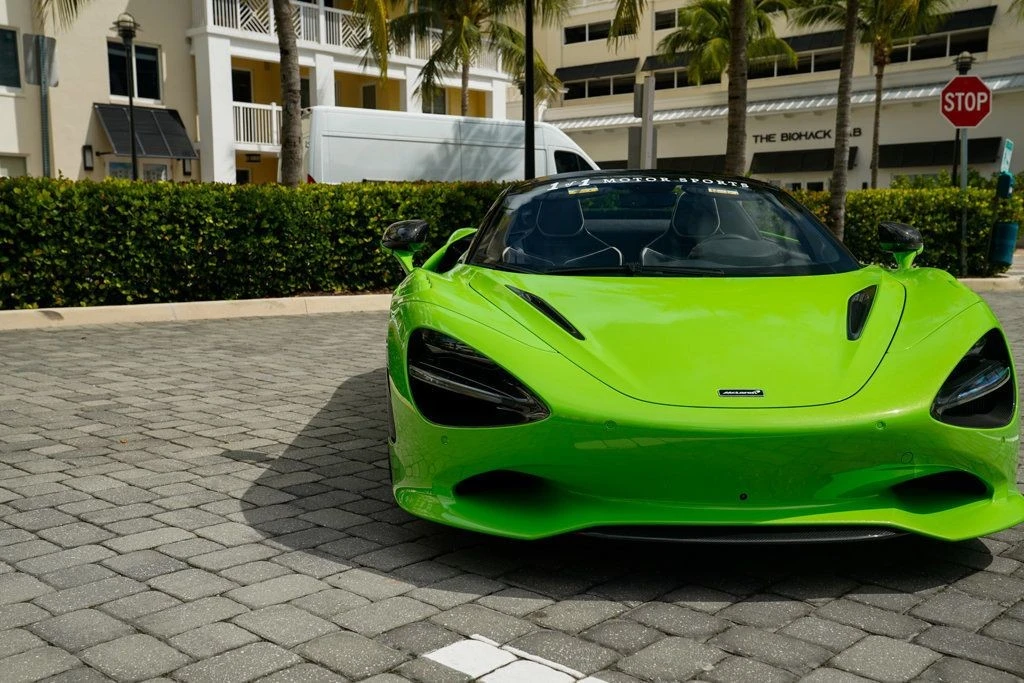 2024 McLaren 750S Spider - Image 6 of 21