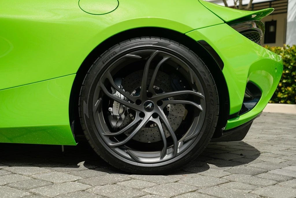 2024 McLaren 750S Spider - Image 17 of 31