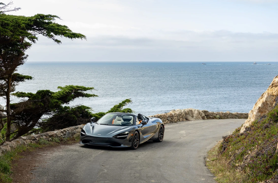 2024 McLaren 750S Spider - Image 22 of 31