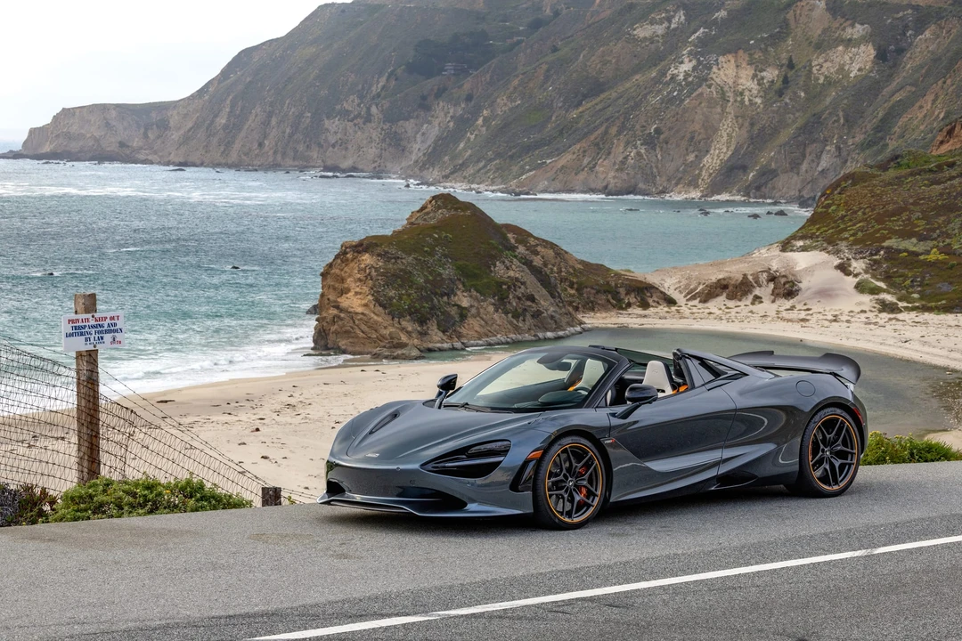 2024 McLaren 750S Spider - Image 28 of 31