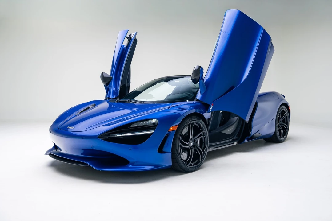 2024 McLaren 750S Spider - Image 7 of 21