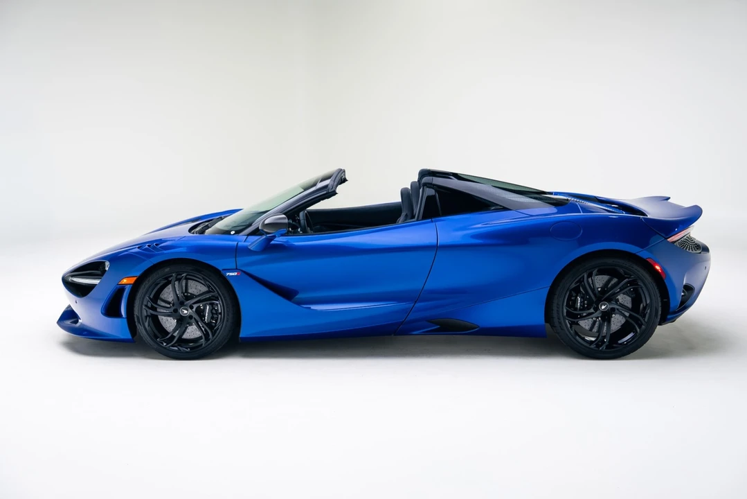 2024 McLaren 750S Spider - Image 15 of 21