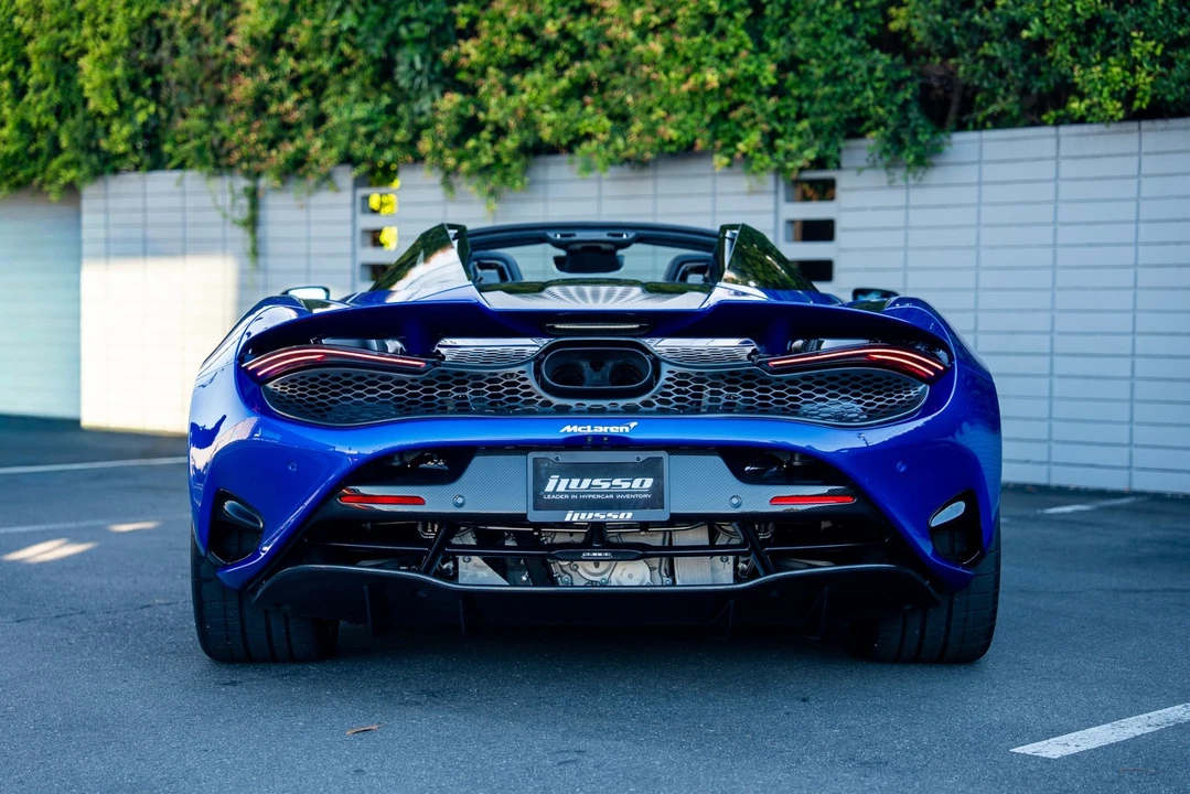 2024 McLaren 750S Spider - Image 5 of 21