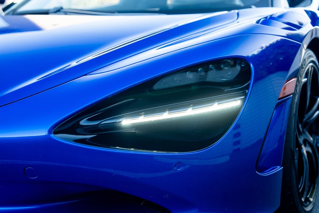 2024 McLaren 750S Spider - Image 18 of 21