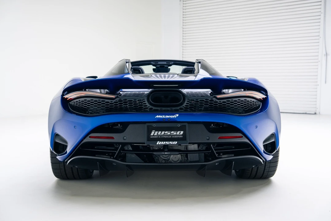 2024 McLaren 750S Spider - Image 6 of 21