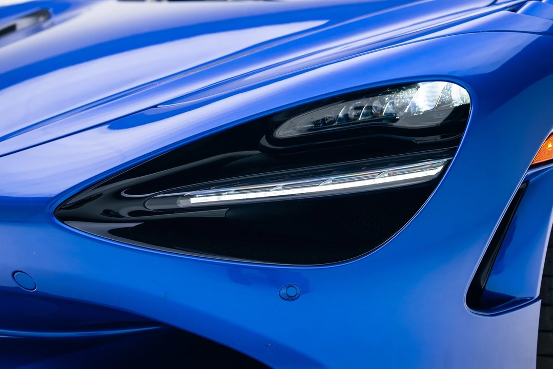 2024 McLaren 750S Spider - Image 13 of 21