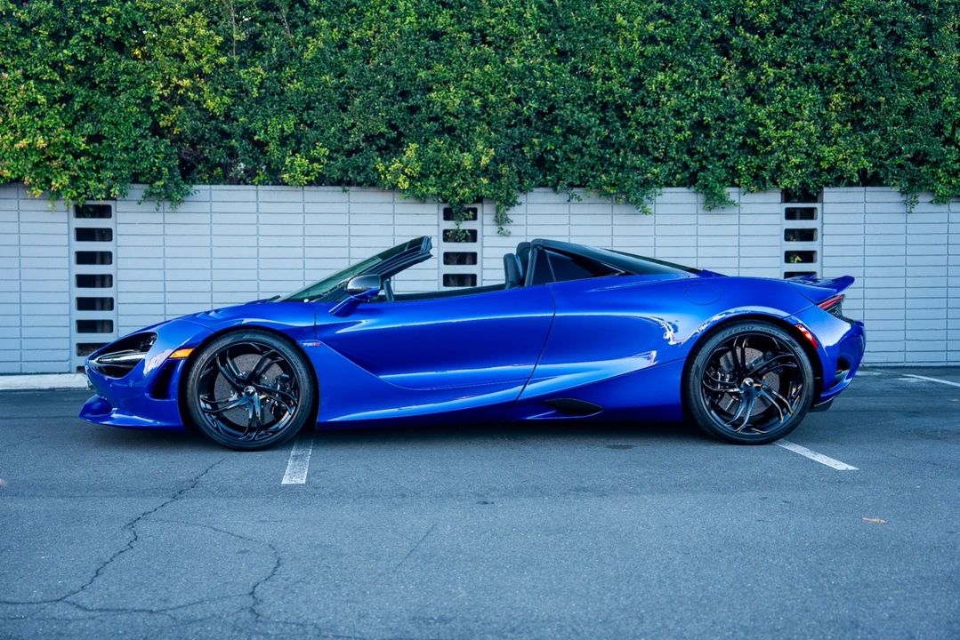 2024 McLaren 750S Spider - Image 3 of 21