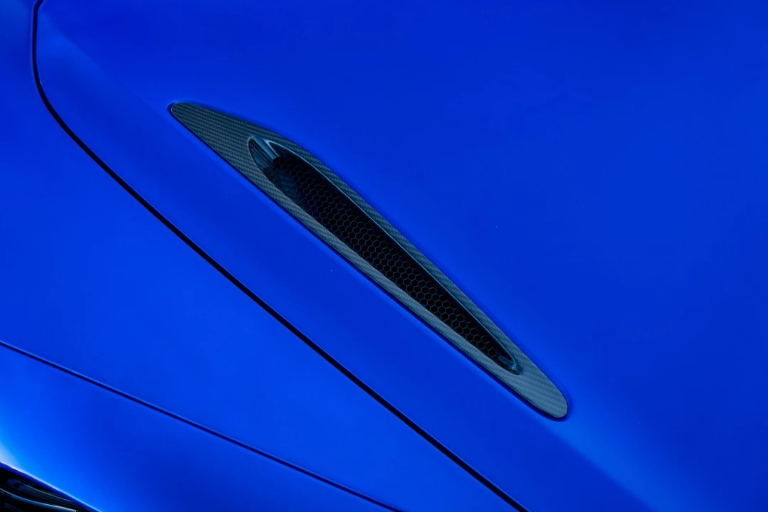2024 McLaren 750S Spider - Image 16 of 21