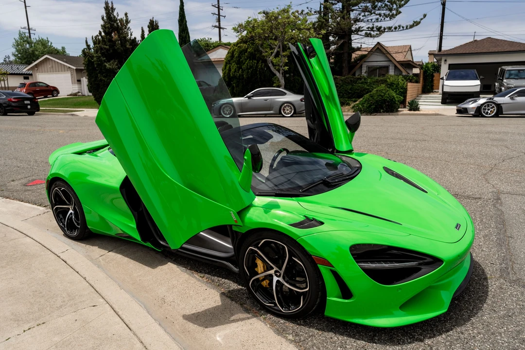 2024 McLaren 750S Spider - Image 4 of 31