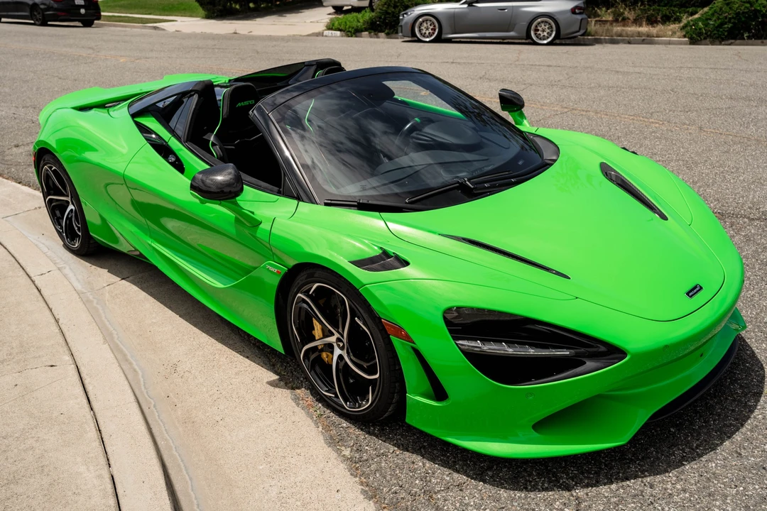 2024 McLaren 750S Spider - Image 11 of 31