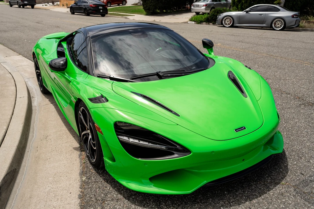 2024 McLaren 750S Spider - Image 9 of 31