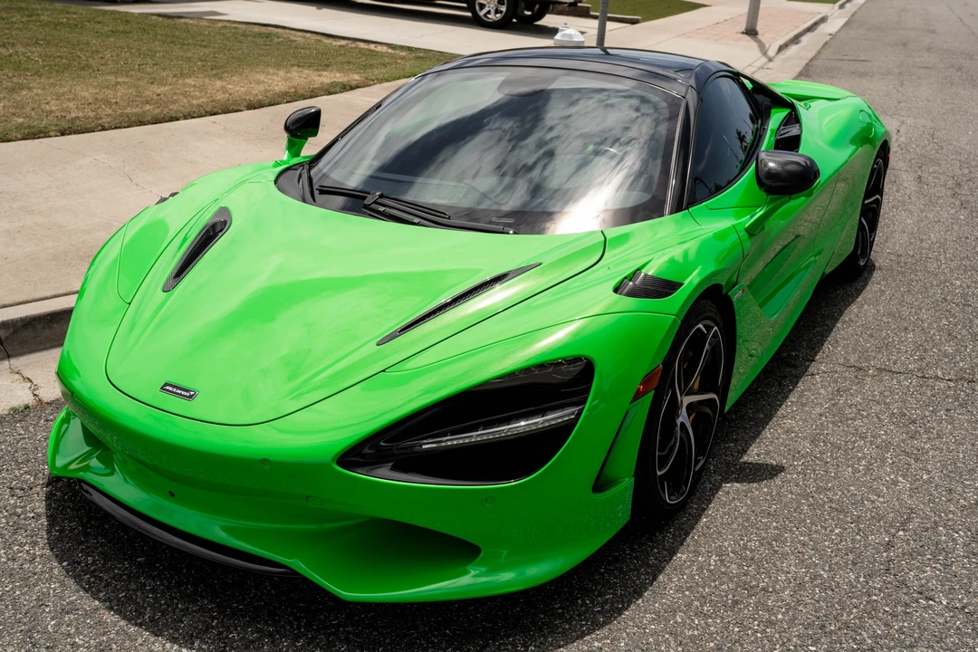 2024 McLaren 750S Spider - Image 14 of 31