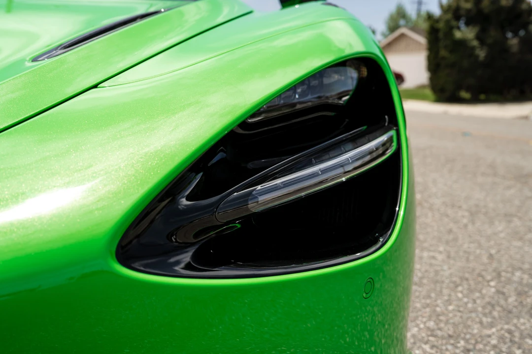 2024 McLaren 750S Spider - Image 16 of 31
