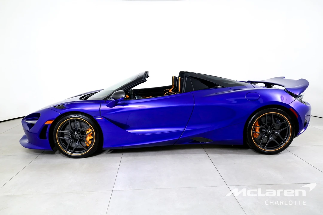 2024 McLaren 750S Spider - Image 7 of 12
