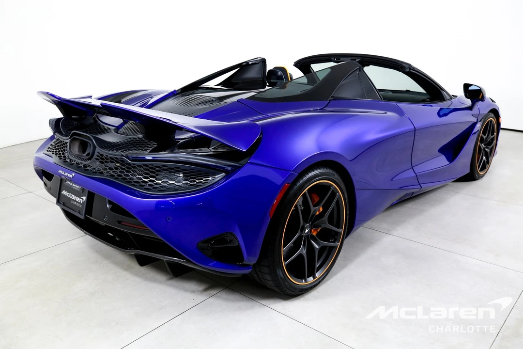 2024 McLaren 750S Spider - Image 10 of 12