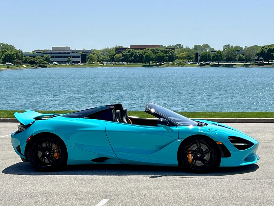 2024 McLaren 750S Spider - Image 8 of 31
