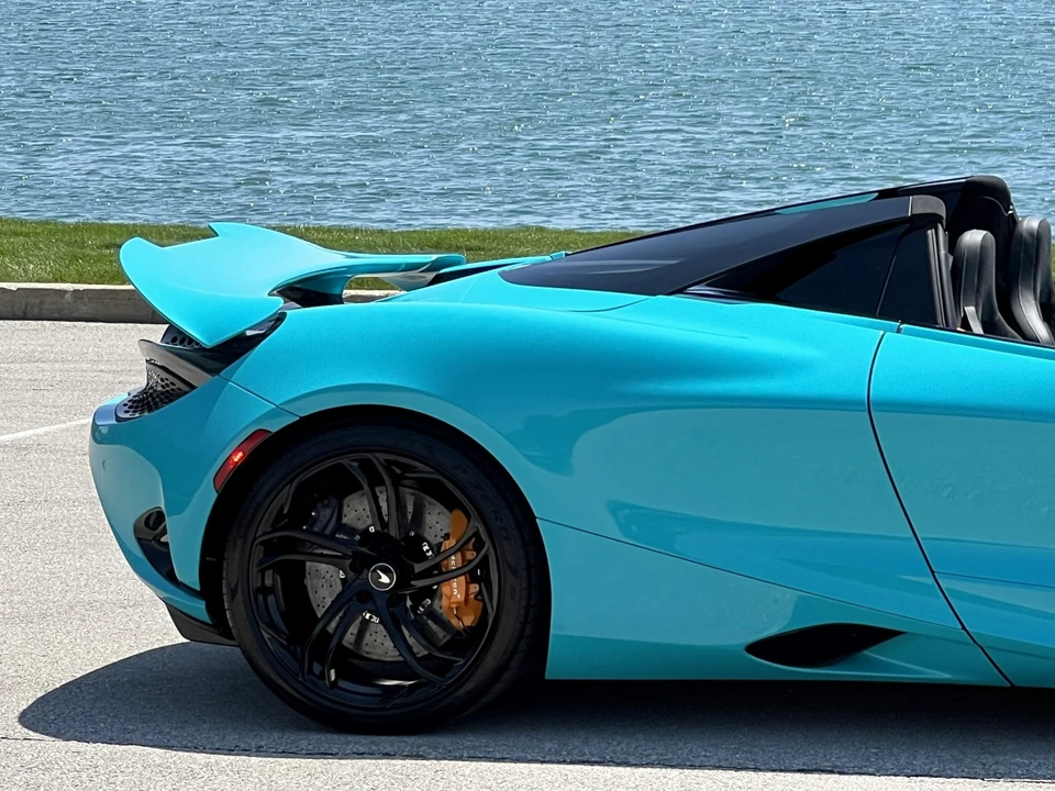 2024 McLaren 750S Spider - Image 28 of 31