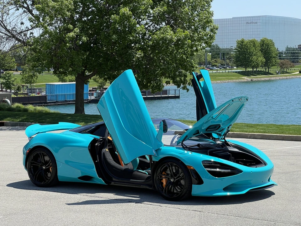 2024 McLaren 750S Spider - Image 20 of 31