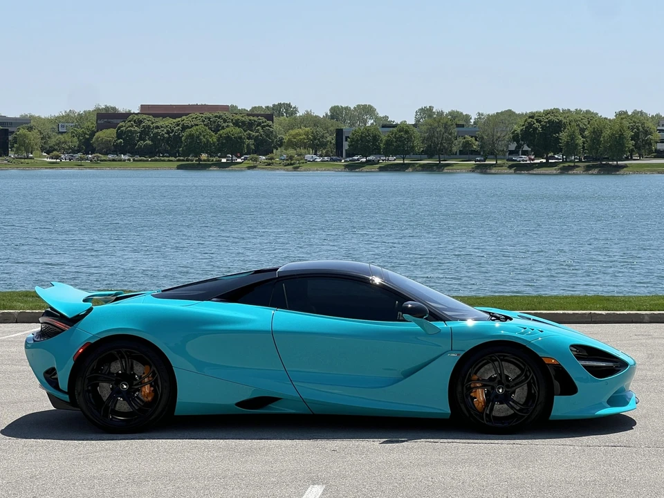 2024 McLaren 750S Spider - Image 17 of 31