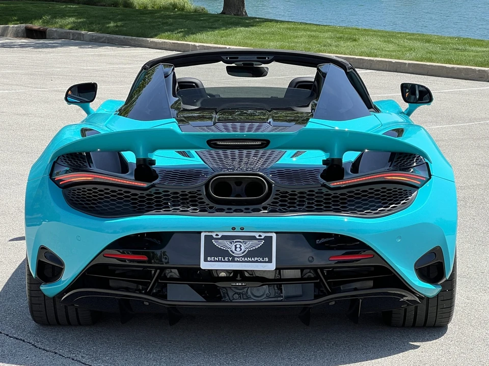 2024 McLaren 750S Spider - Image 6 of 31